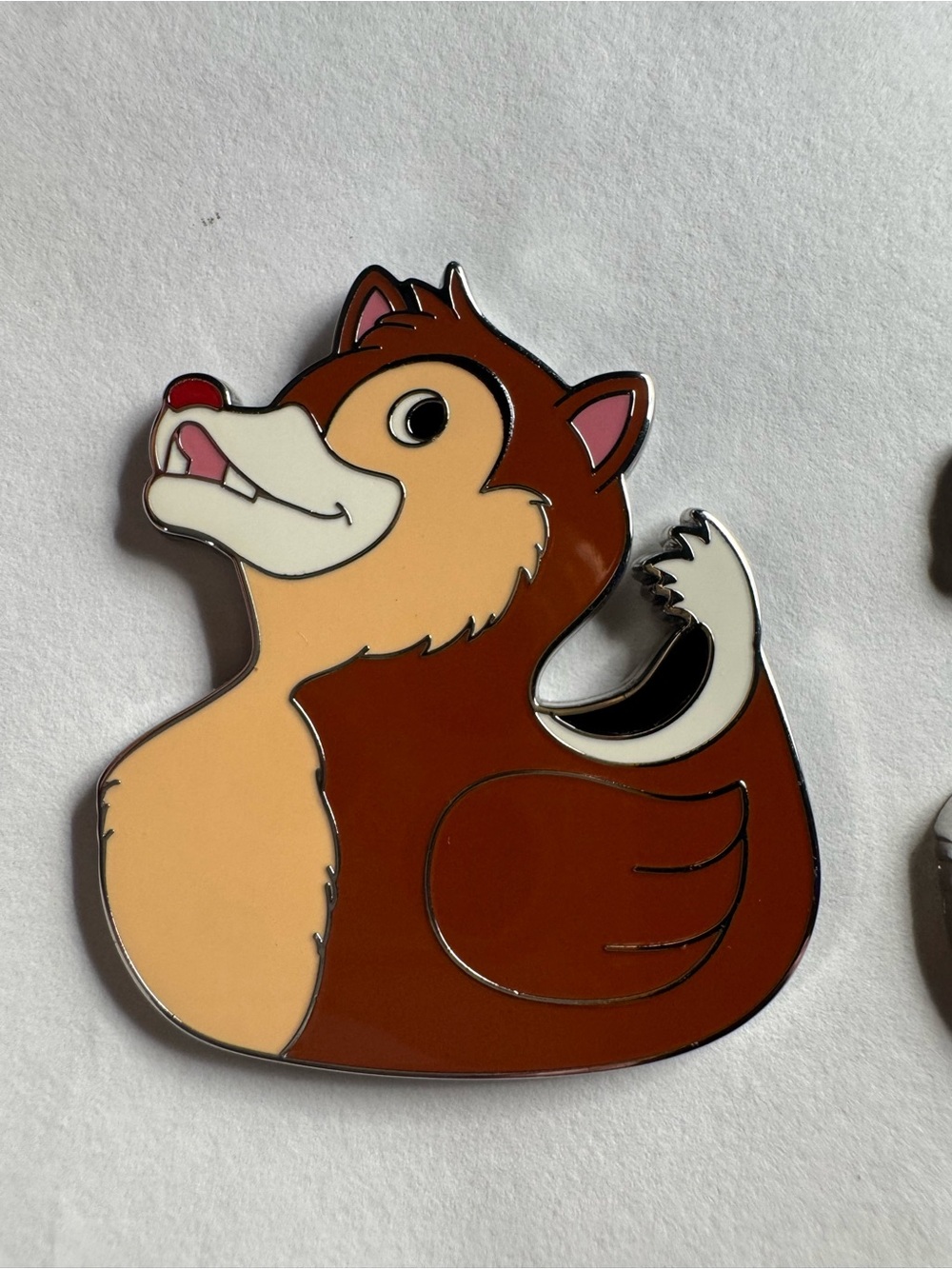 Disney Chip and Dale Ducks of Disney Mystery  Pin Collection Series 2 2026 - Picture 2 of 5